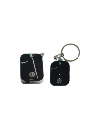 Set porte-clé + briquet tablier Vespa noir